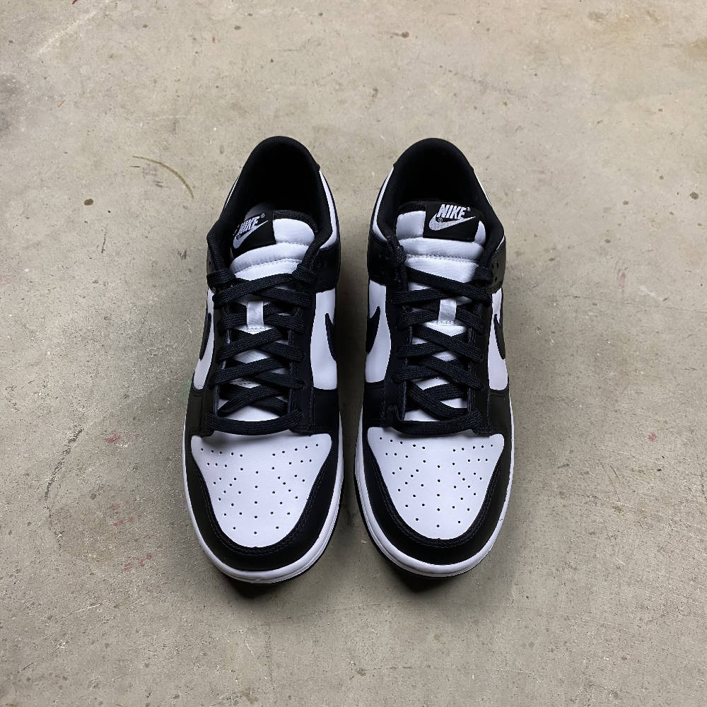 Nike Dunk Low - White Black