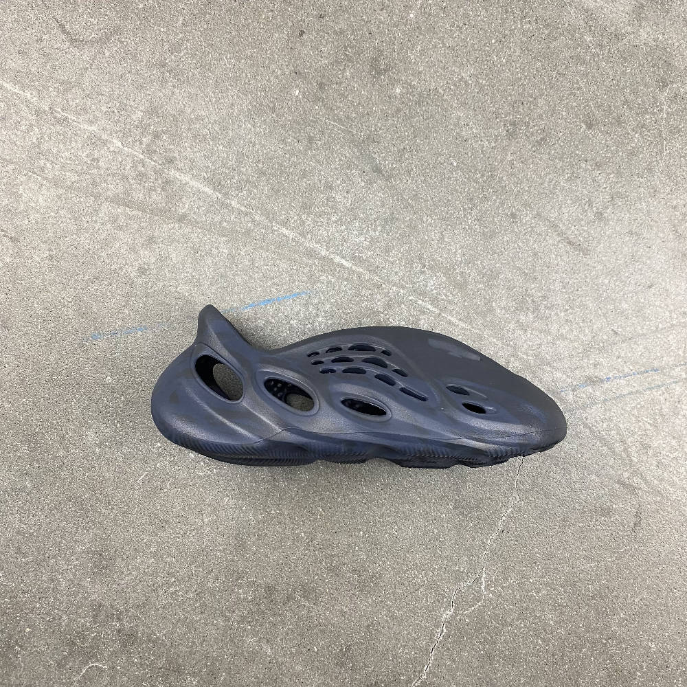 Yeezy Foam RNNR