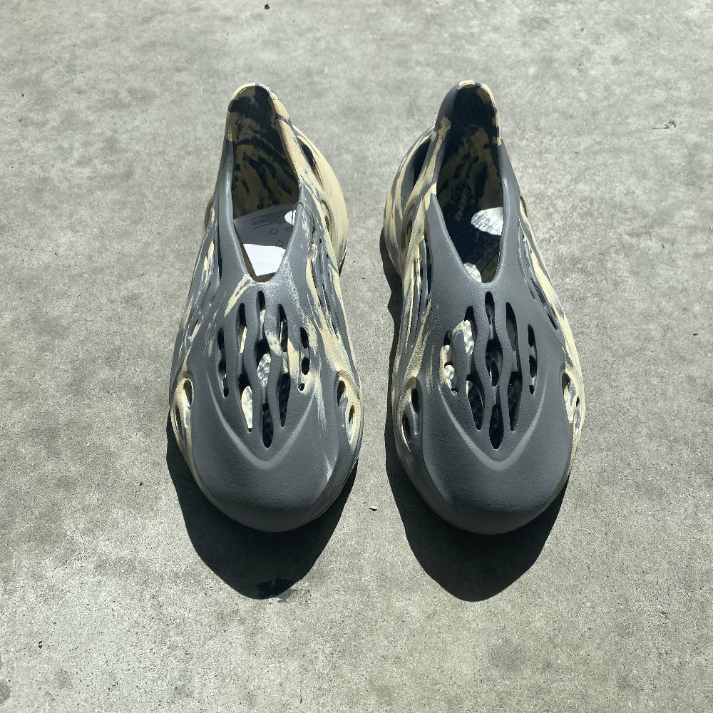 Yeezy Foam Runner - Moon Grey
