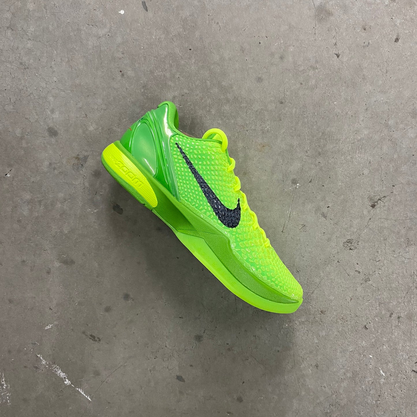 Kobe Protro 6 - Grinch