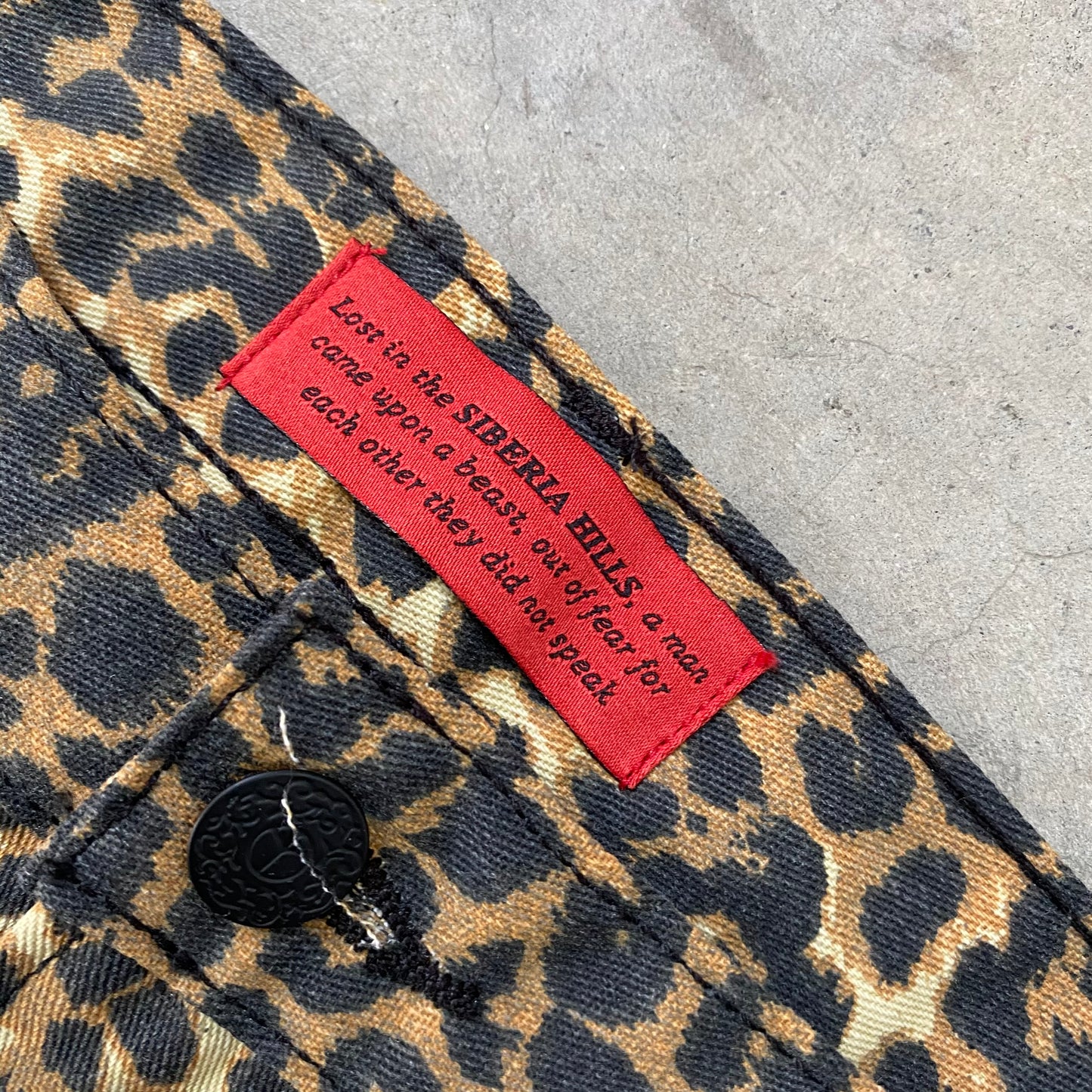 Serbia Hills Leopard Pants
