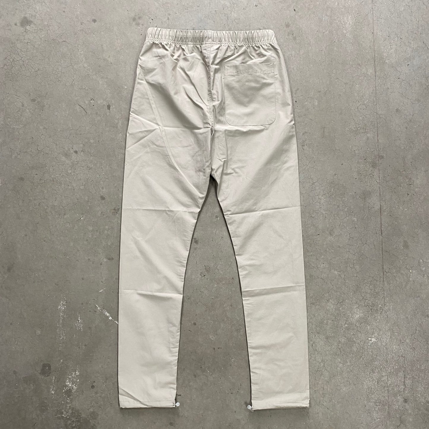 ESSENTIALS NYLON PANT