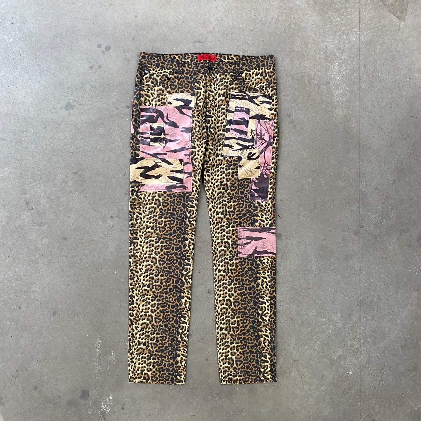 Serbia Hills Leopard Pants