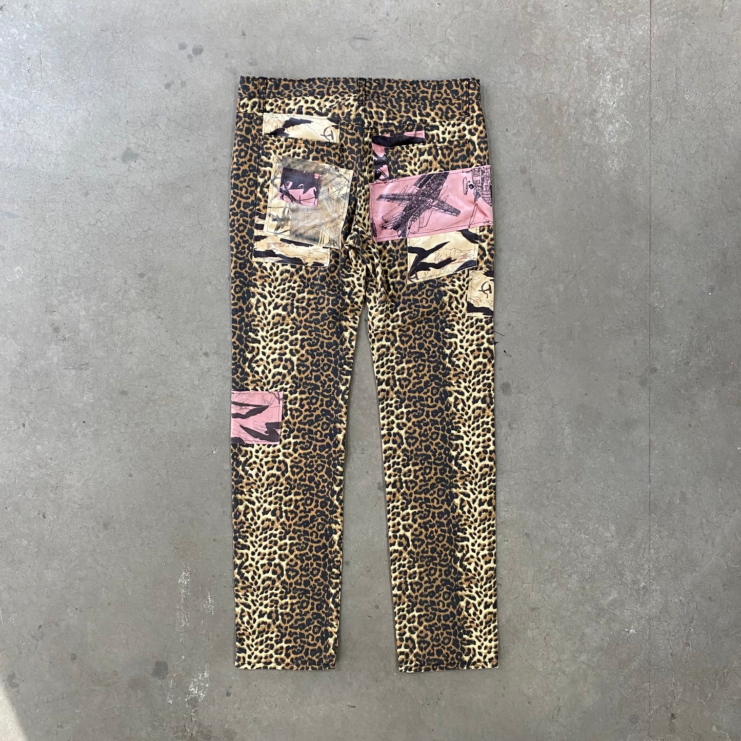 Serbia Hills Leopard Pants