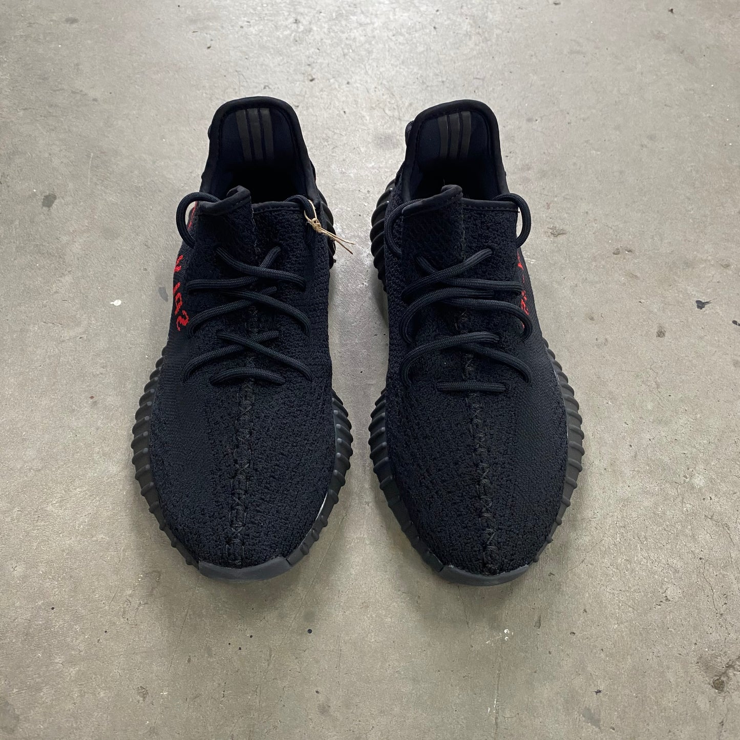 Yeezy 350 V2 - Bred
